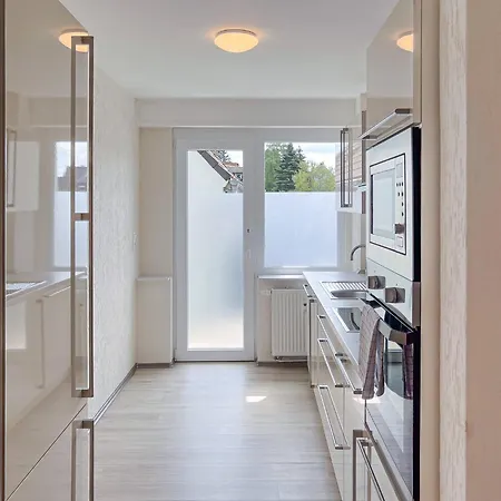 T&k Near Messe Fair Trade Duesseldorf Und Airport Eg Duisburg