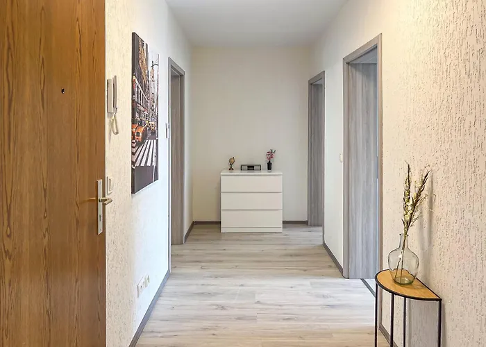 T&k Near Messe Fair Trade Düsseldorf Und Airport Eg Duisburg