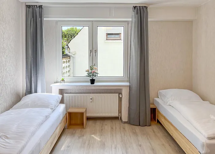 Apartment T&k Near Messe Fair Trade Düsseldorf Und Airport Eg Duisburg