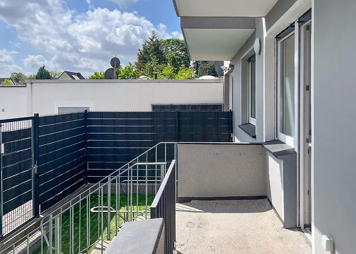 T&k Near Messe Fair Trade Düsseldorf Und Airport Eg