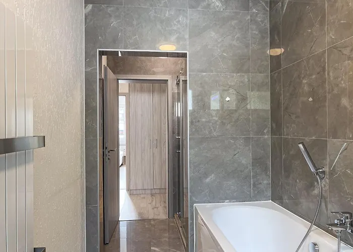 T&k Near Messe Fair Trade Düsseldorf Und Airport Eg Apartment Duisburg