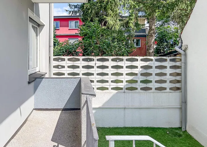 Apartment T&k Near Messe Fair Trade Düsseldorf Und Airport Eg Duisburg